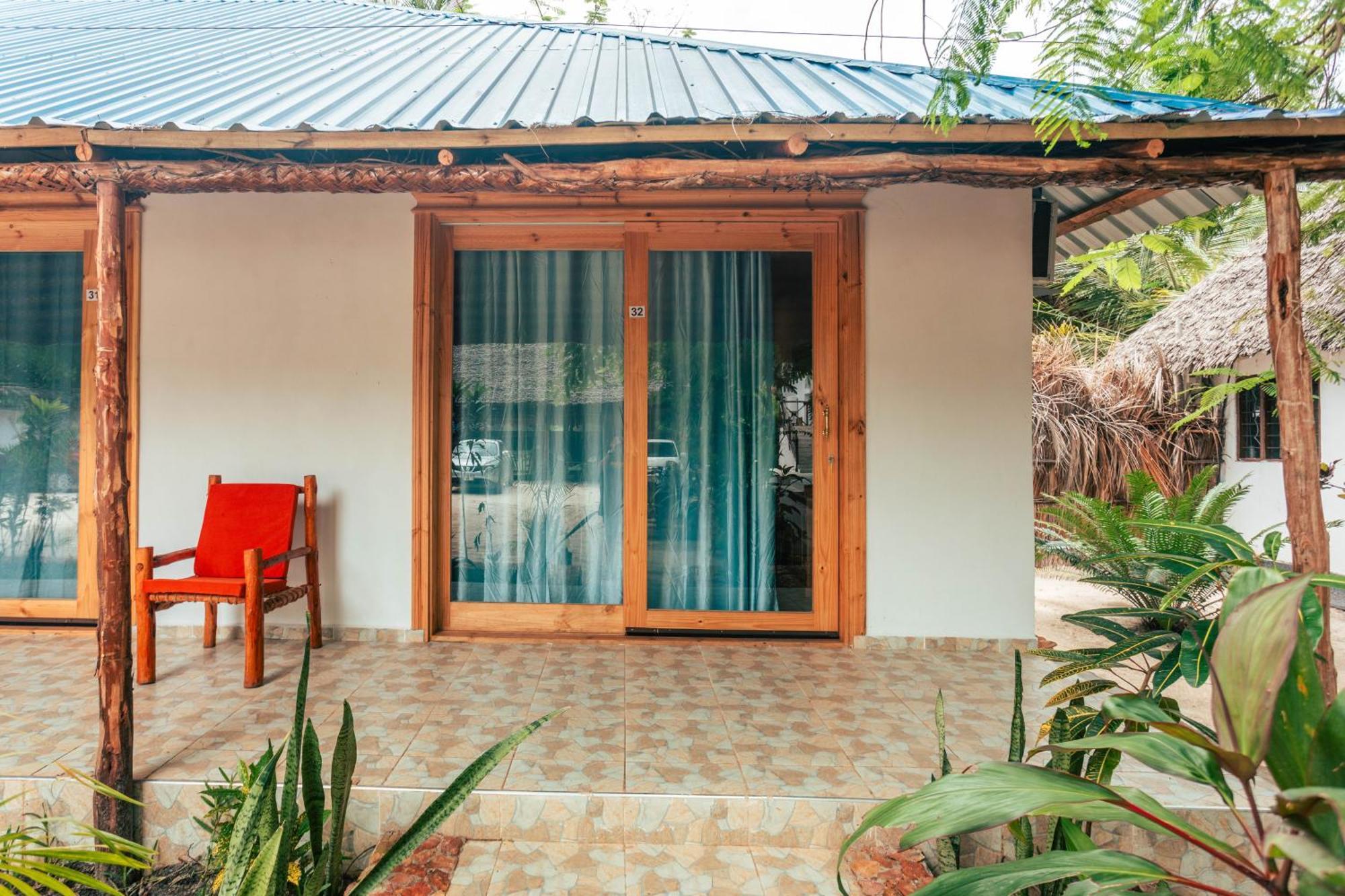 Tiki Beach Club & Resort (Adults Only) Bwejuu Kültér fotó