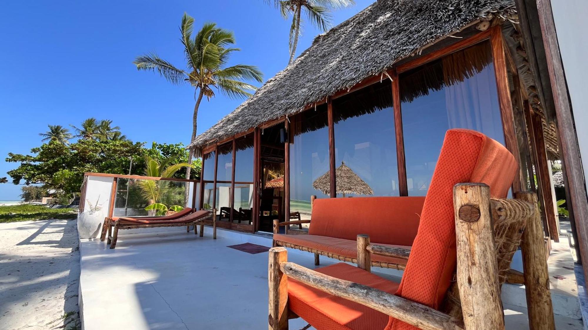 Tiki Beach Club & Resort (Adults Only) Bwejuu Kültér fotó