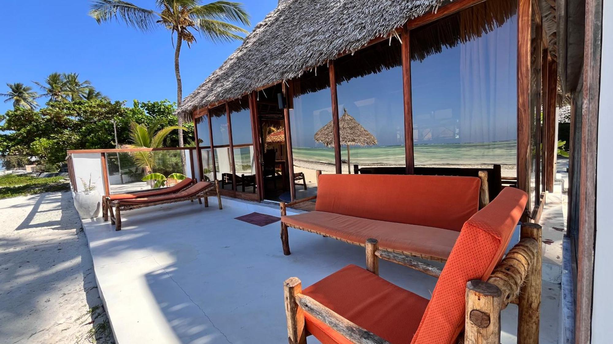Tiki Beach Club & Resort (Adults Only) Bwejuu Kültér fotó