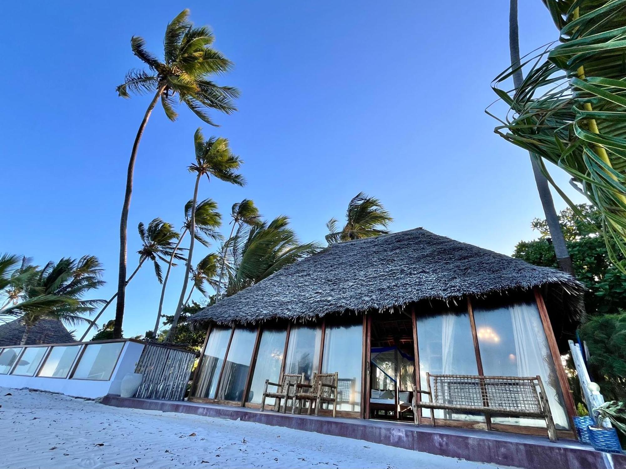 Tiki Beach Club & Resort (Adults Only) Bwejuu Kültér fotó